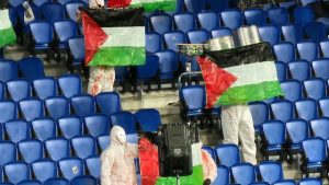 مظاهر تضامن مذهلة: جماهير ريال سوسييداد تدعم غزة بأسلوب إبداعي – Bein match  بين ماتش